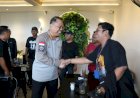 Satgas-Humas-Ops-Damai-Cartenz-2026-Perkuat-Kolaborasi-Melalui-Silaturahmi-Bersama-Wartawan-di-Timika