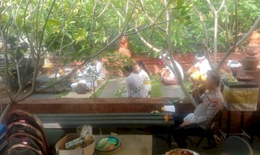 Pura-Kertha-Bumi-Bhayangkara-Gelar-Ibadah-Suci-Tilem