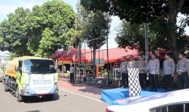 Polres-Tuban-Gelar-Baksos-Sambut-Hari-Bhayangkara-ke-80,-Droping-40-Ribu-Liter-Air-Bersih-di-3-Desa
