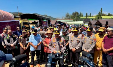 Kapolri-Polri-Pastikan-Keselamatan-Masyarakat-Jadi-Prioritas-Penanganan-Gempa-NTT