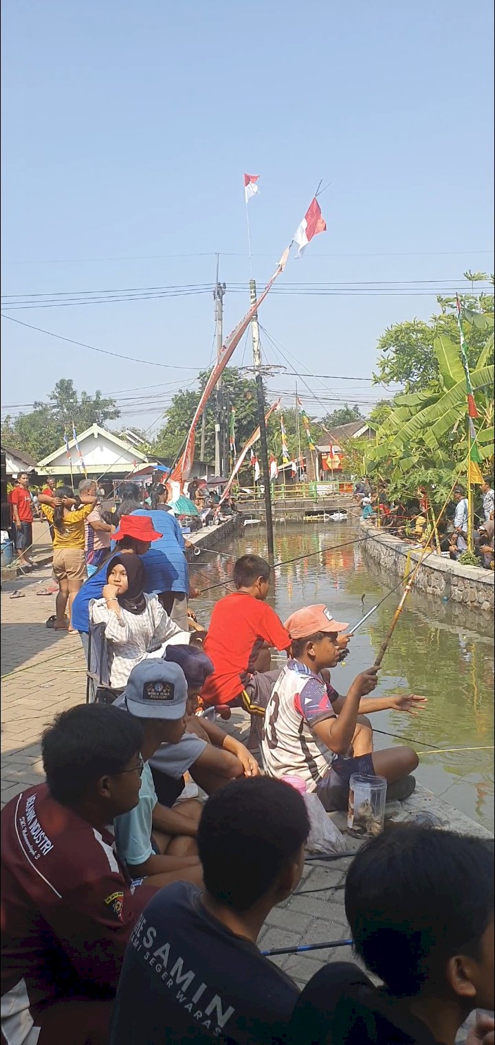 Semarak HUT Kemerdekaan RI, Warga Desa Waung Gelar Beragam Lomba dengan Swadaya Masyarakat
